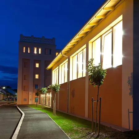 Hotel Jufa Weinviertel - Eselsmuehle Seefeld-Kadolz