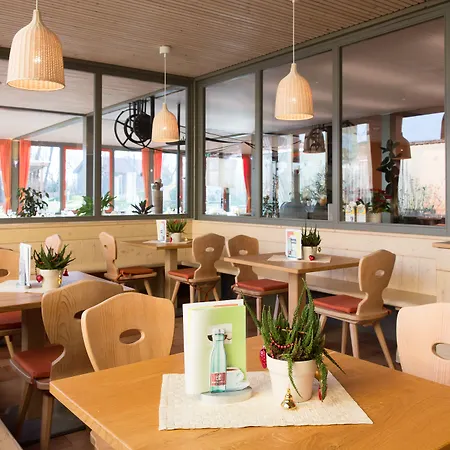 Jufa Weinviertel - Eselsmuehle Hotel Seefeld-Kadolz