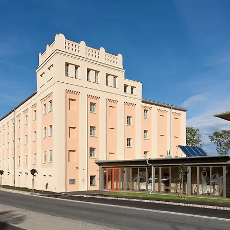 Hotel Jufa Weinviertel - Eselsmuehle