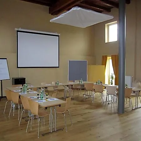 Hotel Jufa Weinviertel - Eselsmuehle 3*