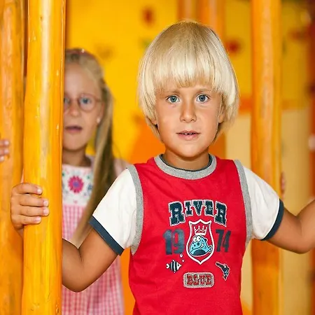 Jufa Weinviertel - Eselsmuehle