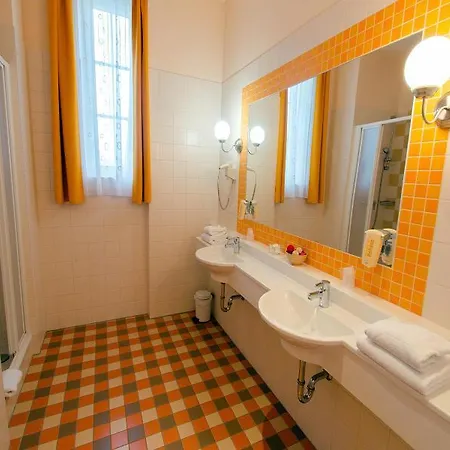 Jufa Weinviertel - Eselsmuehle Seefeld-Kadolz