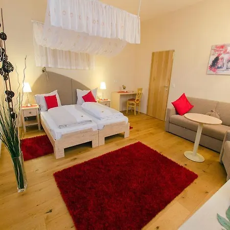 Jufa Weinviertel - Eselsmuehle Seefeld-Kadolz