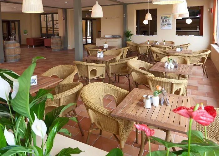 Jufa Weinviertel - Eselsmuehle Hotel Seefeld