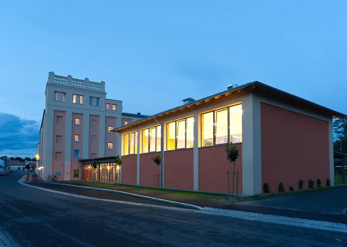 Jufa Weinviertel - Eselsmuehle Seefeld-Kadolz