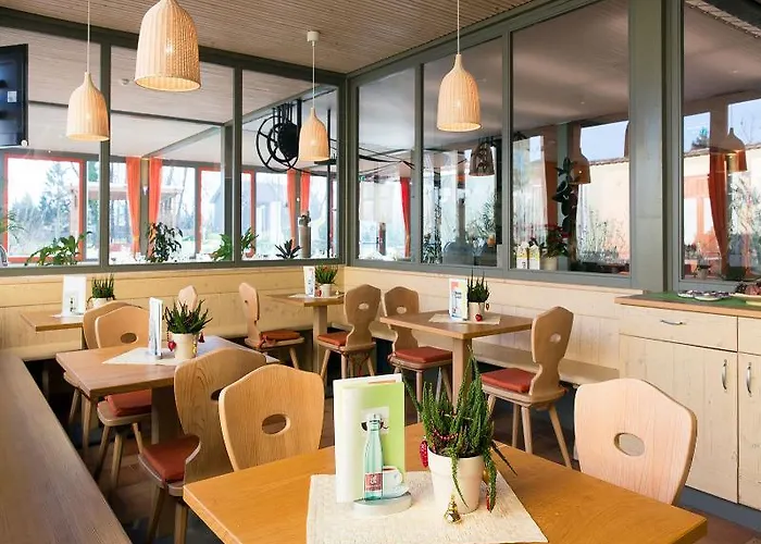 Jufa Weinviertel - Eselsmuehle